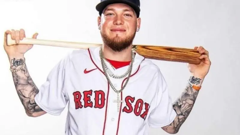 Alex Verdugo Net Worth